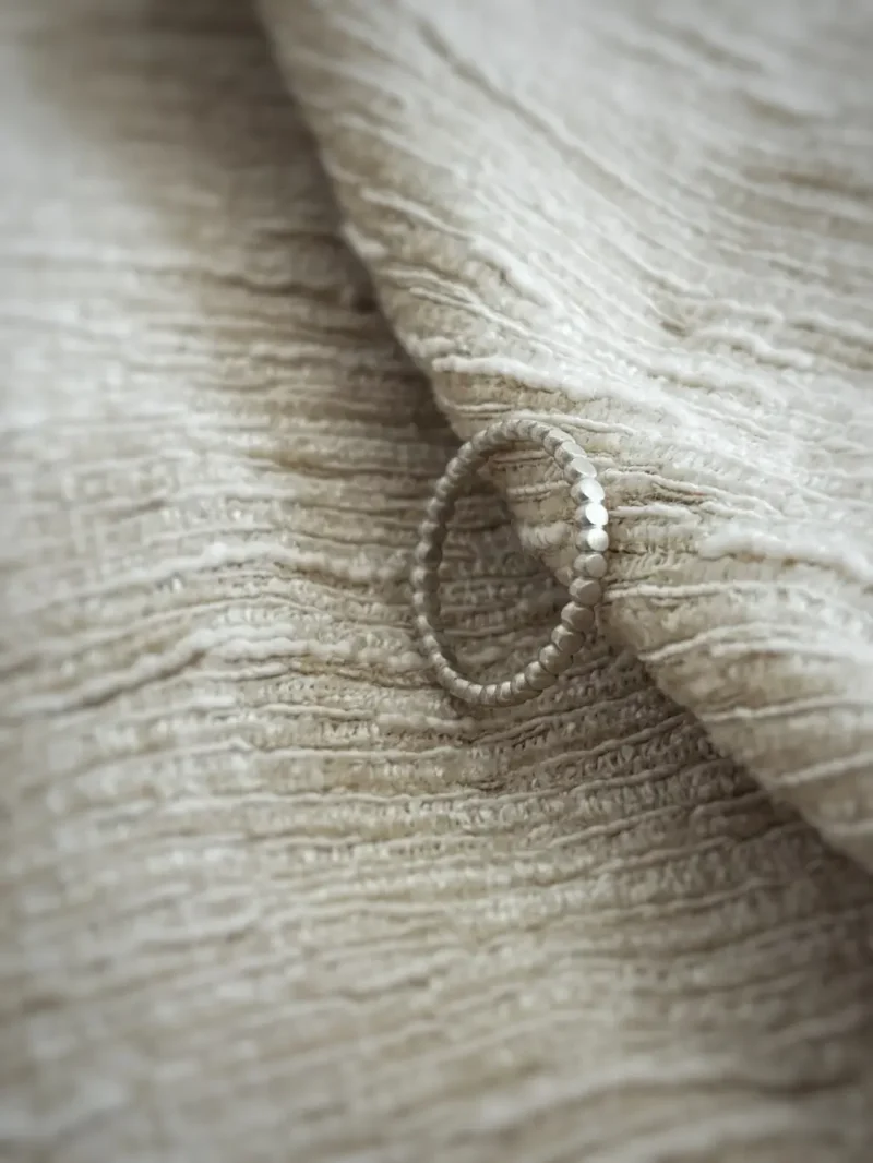 Pina - zarter Silber Ring aus Plättchen