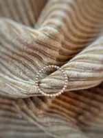 Kugelring Luota aus Gelbgold von oben