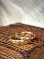 Langlebige und besondere Gold Eheringe gelb und rot