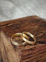 Eheringe - matt und glänzend aus Gold